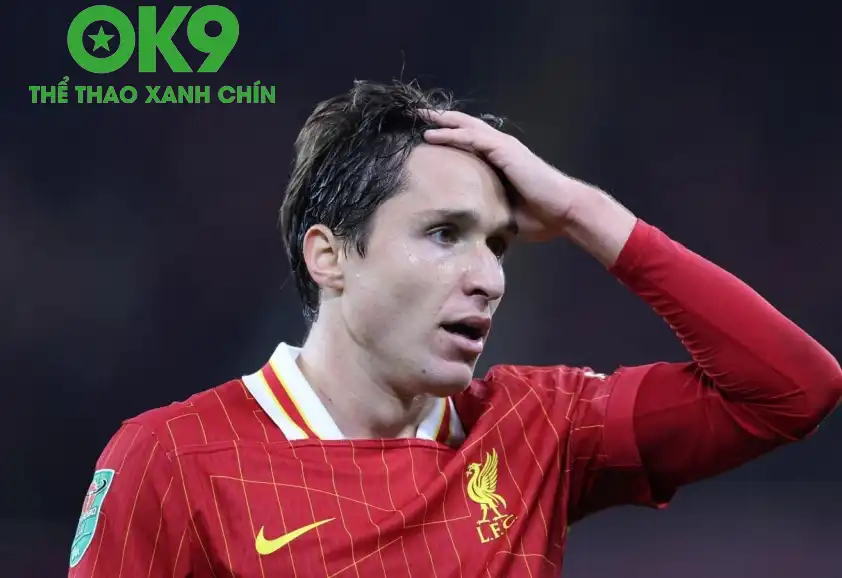Chiesa có thẻ sẽ không nhận được huy chương vô địch Ngoại hạng Anh (Ảnh: GMS). Chiesa có thẻ sẽ không nhận được huy chương vô địch Ngoại hạng Anh (Ảnh: GMS).